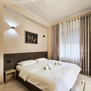 sunflower-junior-suite.albaniahotels.org/