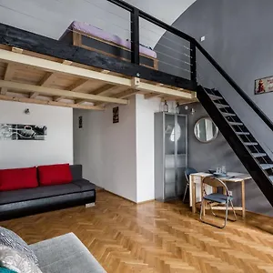  Apartment Mickey's Chain Bridge Hungary